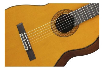 Guitarra Clásica Yamaha C80 Para Diestros Natural Brillante - Imagen 5